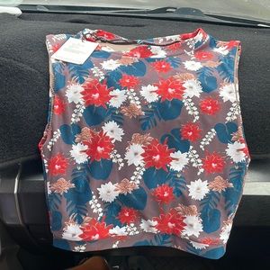 Acacia Costa Top in BUKET